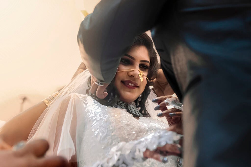 best christian wedding poses