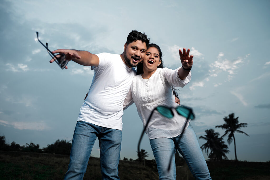 best outdoor pre wedding poses in chennai