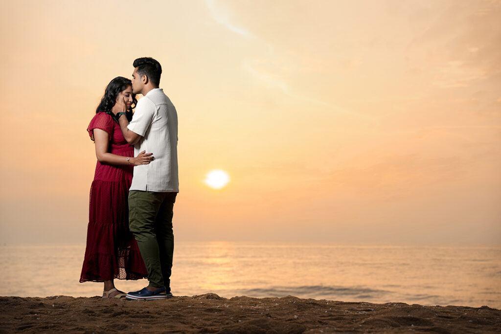 best pre wedding photoshoot poses in chennai