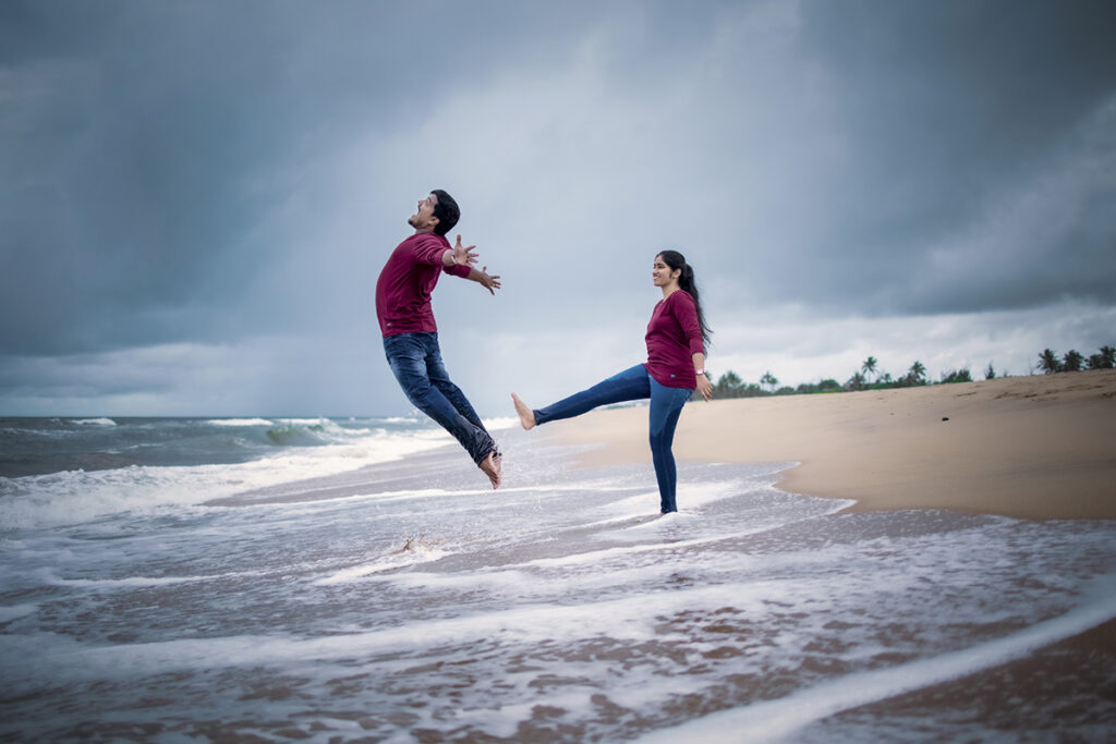 cute pre wedding shoot poses