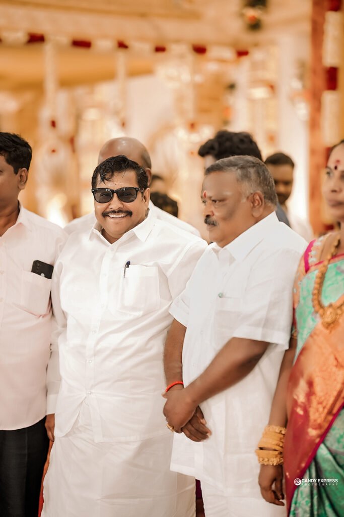 reception bride poses chennai