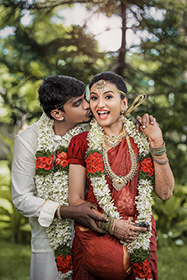 wedding poses indian couple